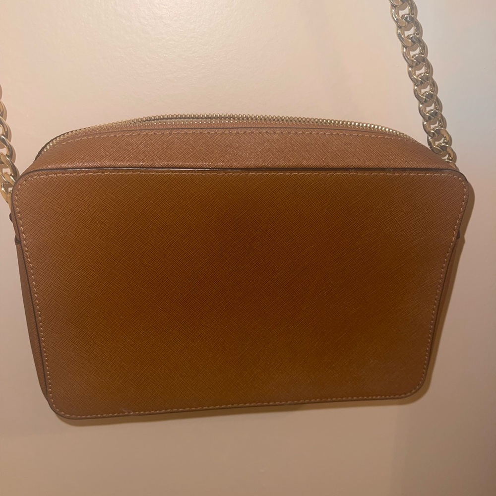 Michael Kors Tan Crossbody Bag with Gold Chain - Picture 2 of 5